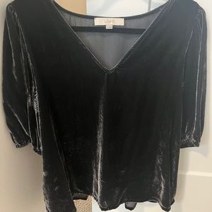 Gray velvet puff sleeve top (size L, Loft)